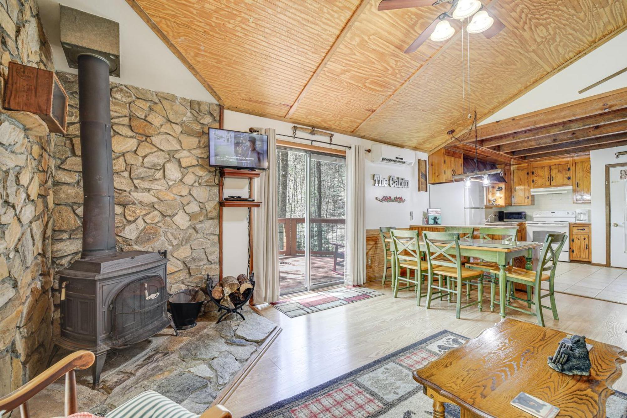 Creekside Whittier Cabin With Fire Pit Near Hiking! 外观 照片
